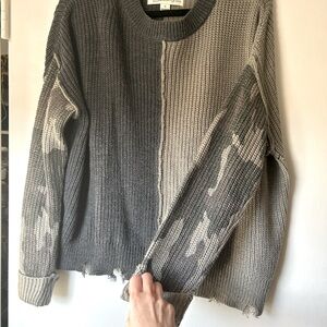 Color block Camo Sweater